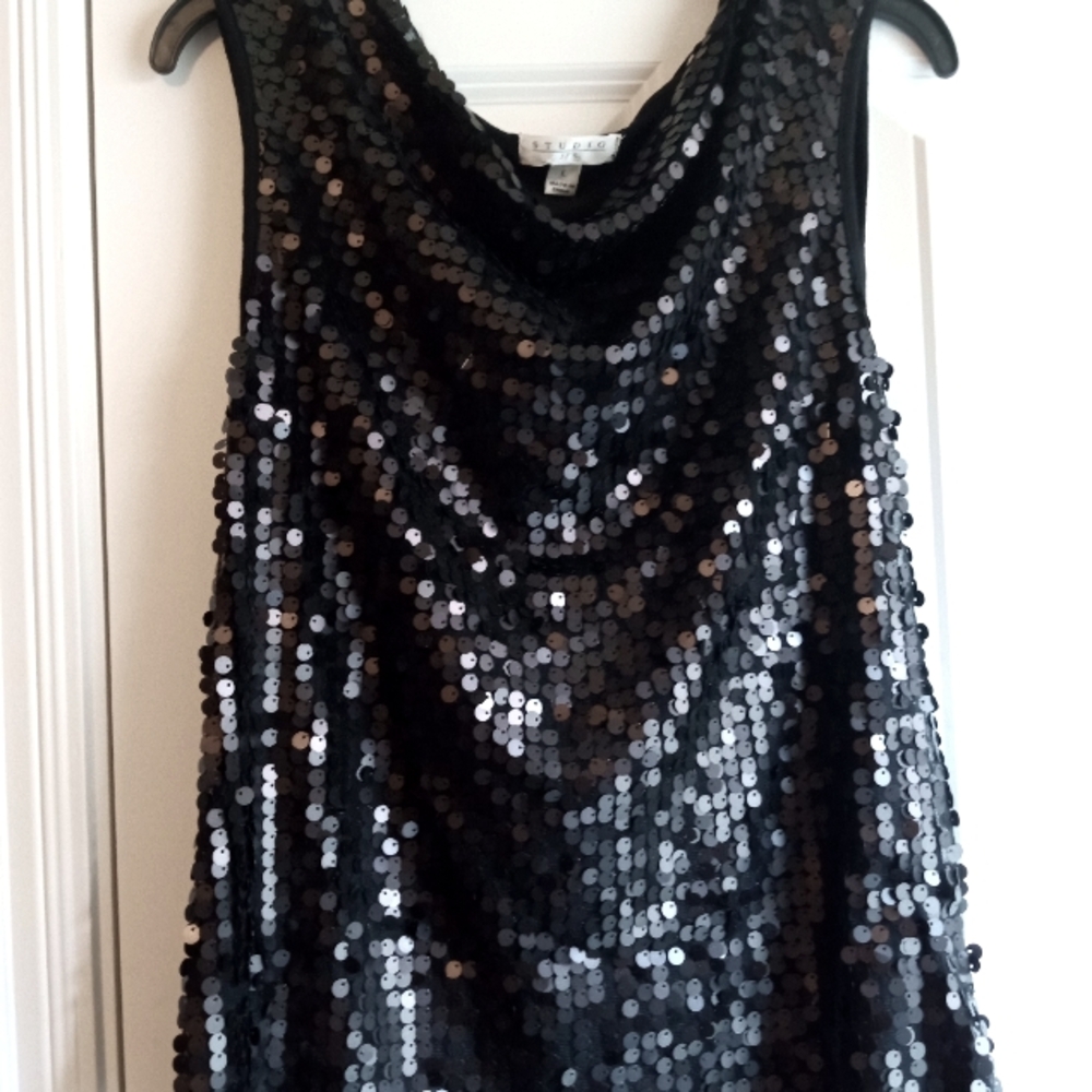 Studio JPR great black sequin top size L...